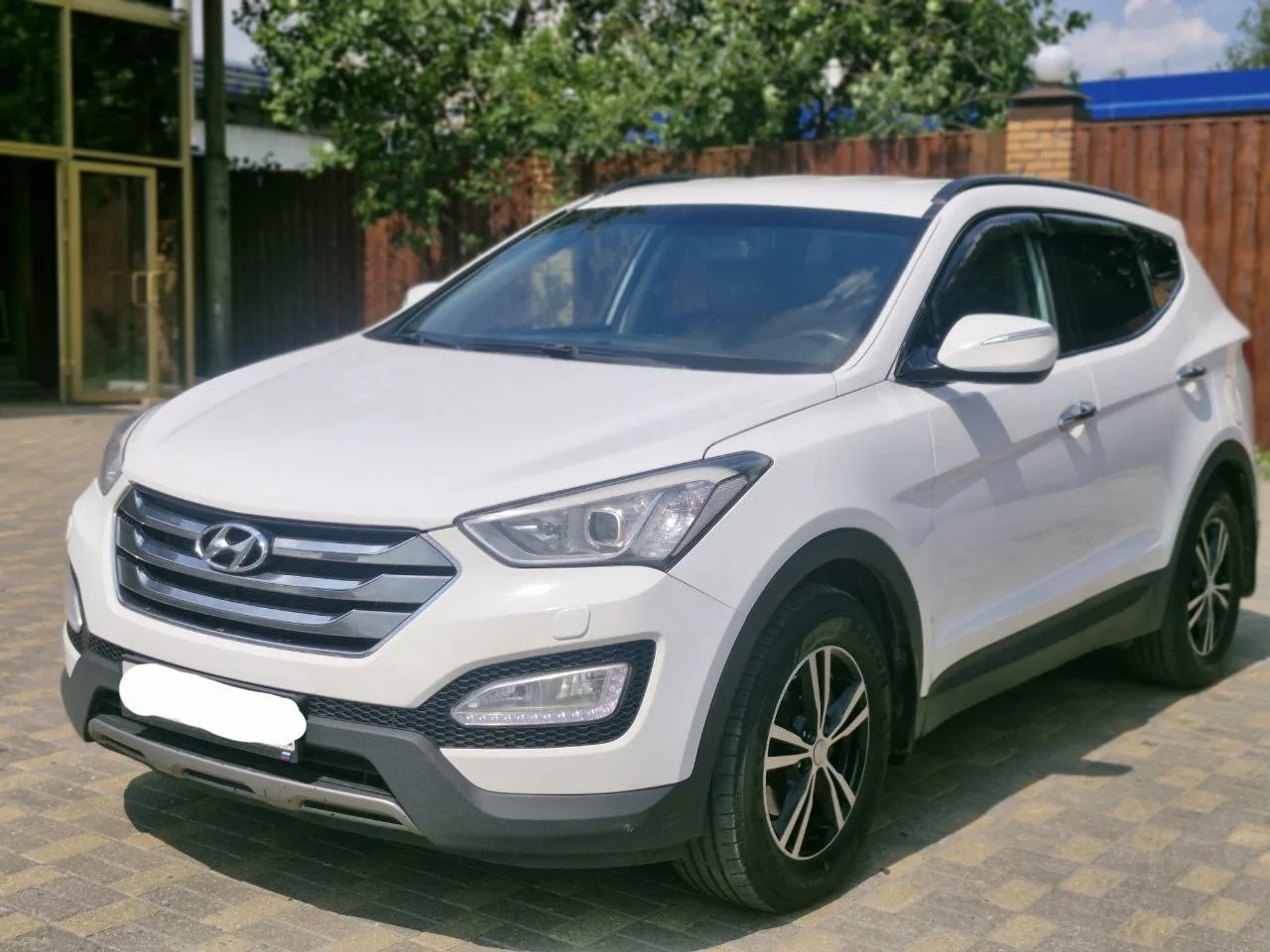Надежный корейский полноприводный внедорожник Hyundai Santa Fe. 2012 г.в 
2.2 Diesel
Кпп автомат. Ав