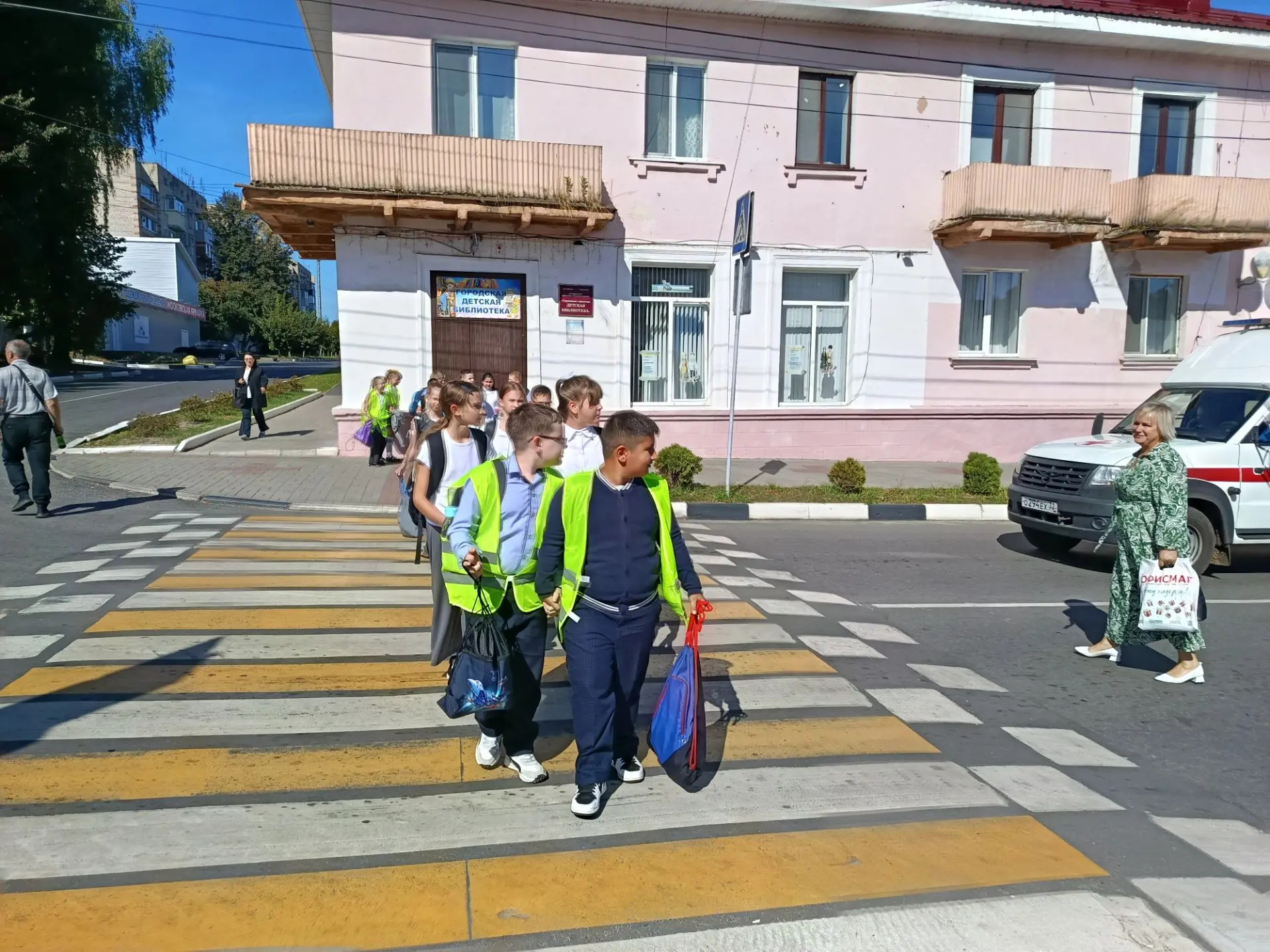 🚓🚦В школе прошёл профилактический месячник по безопасности дорожного движения.