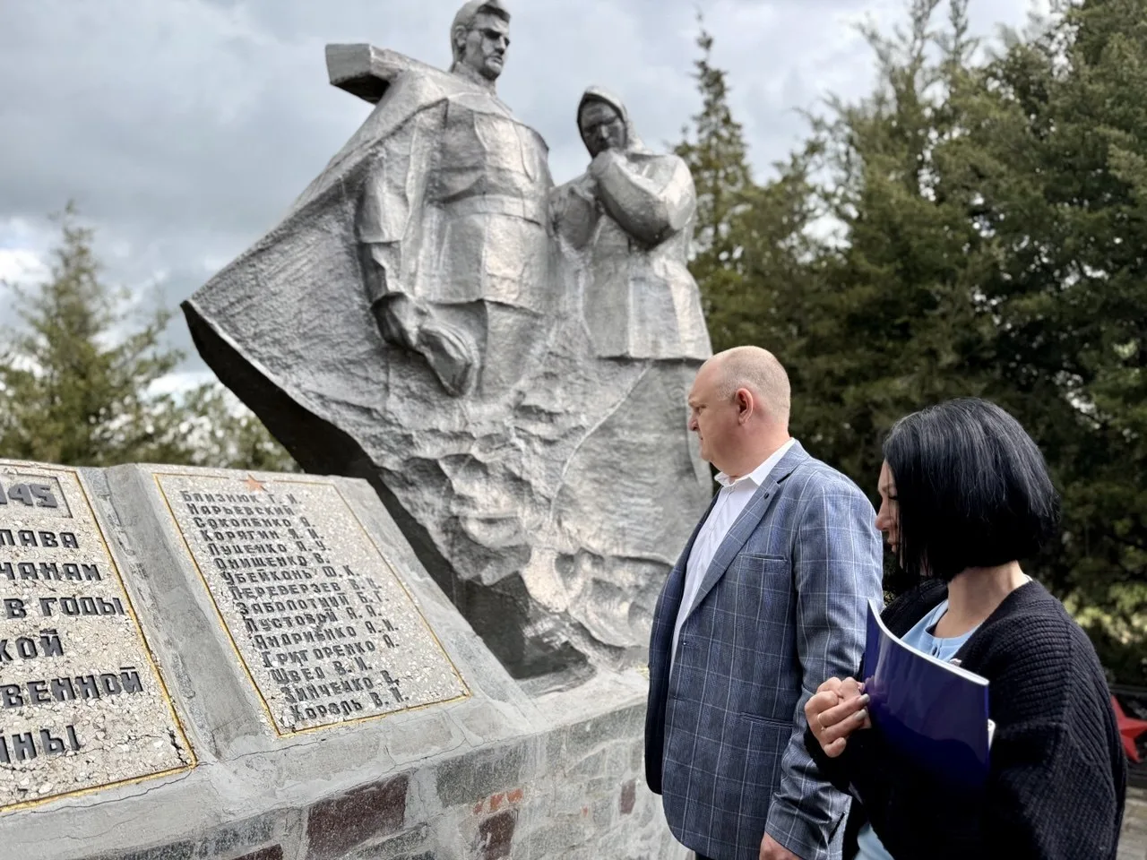 📌 Выездной приём граждан  14 мая 2026 года в посёлке Возрождение состоялся выездной приём граждан.  