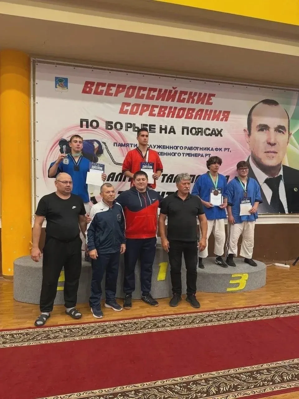 🤼 Борцы из Октябрьского выиграли всероссийский турнир