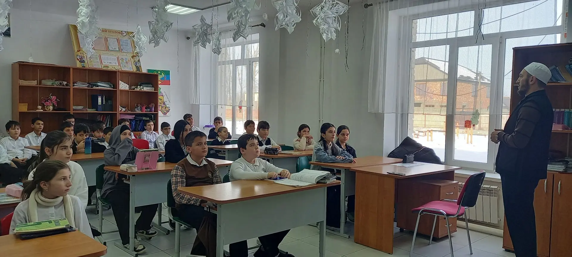 Сегодня, 22.01.26, в нашей школе руководитель отдела просвещения Муфтията РД по Бабаюрт...