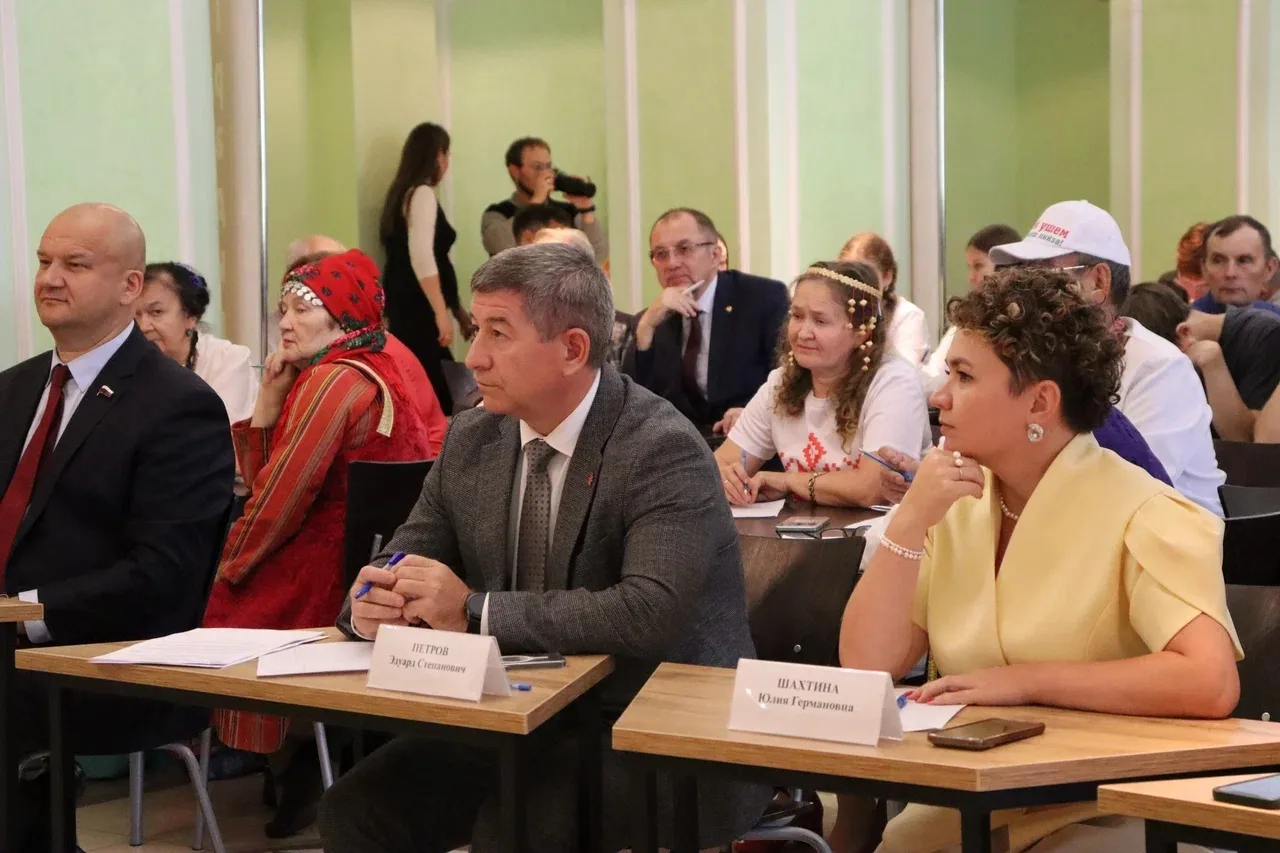 🇷🇺 Впервые отмечаем День языков народов России!