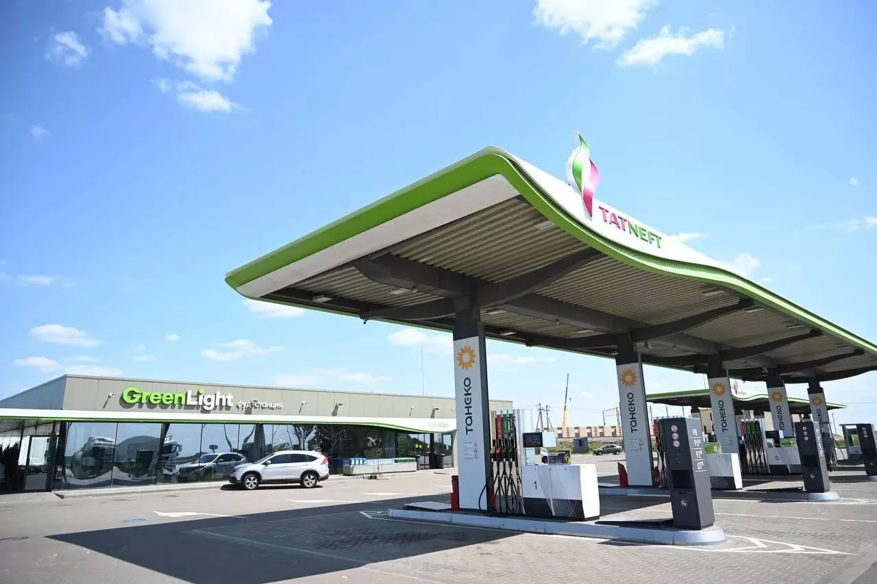⛽️ «Татнефть» сняла все ограничения на продажу топлива - на горячей линии компании такж...