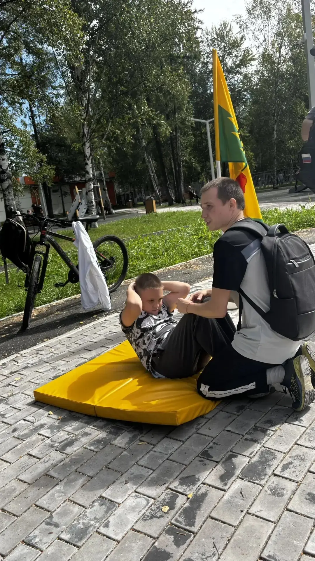 В посёлке Чегдомын в День знаний прошла праздничная программа для жителей всех возрасто...