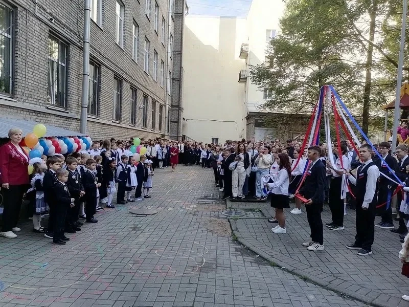 1 сентября школа в очередной раз встретила своих учеников. Состоялась торжественная лин...