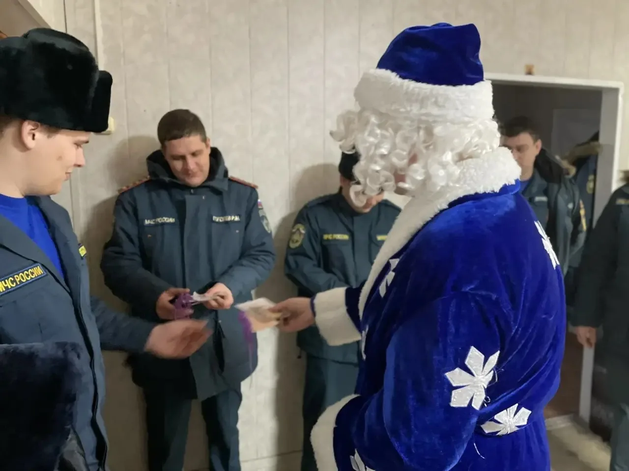 Новый год для спасателей🚨   Ежегодно 2️⃣7️⃣ декабря отмечается День спасателя РФ.   👩‍🚒В руках тех, 