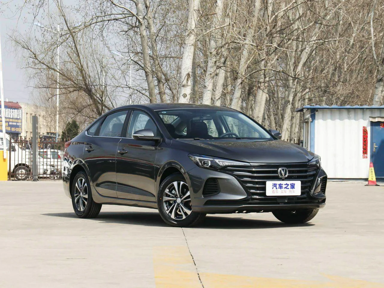 🚗 Changan привезет в Россию упрощенный вариант седана Eado Plus