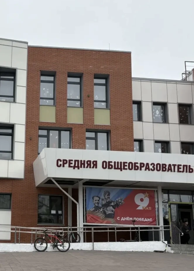 🕊️Акция «Окна Победы»🕊️   Вся наша школа приняла участие в акции «Окна Победы». Ребята вместе со сво