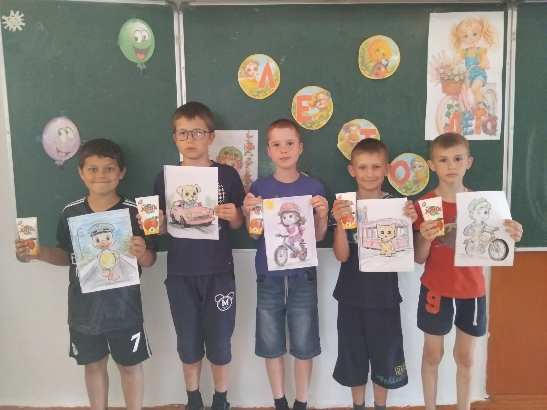Сегодня в нашем лагере — День безопасности дорожного движения!

Чтобы напомнить о важности правил на
