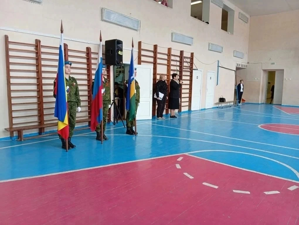 В Самарском прошла 14-я районная Спартакиада работников образования Азовского района  Спортивный пра