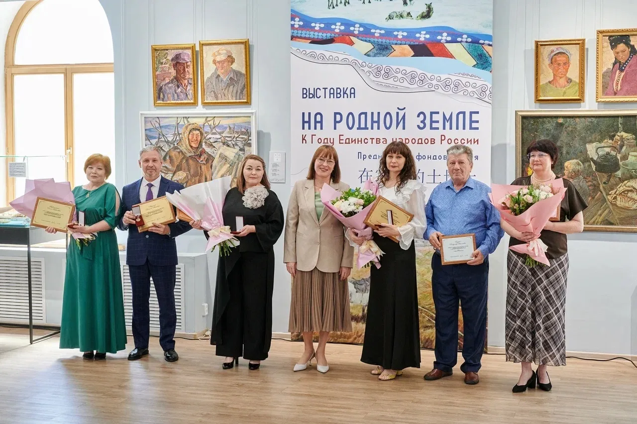 🤍💙♥️

В этот великий день мы с гордостью делимся невероятной новостью: наша команда стала лауреато