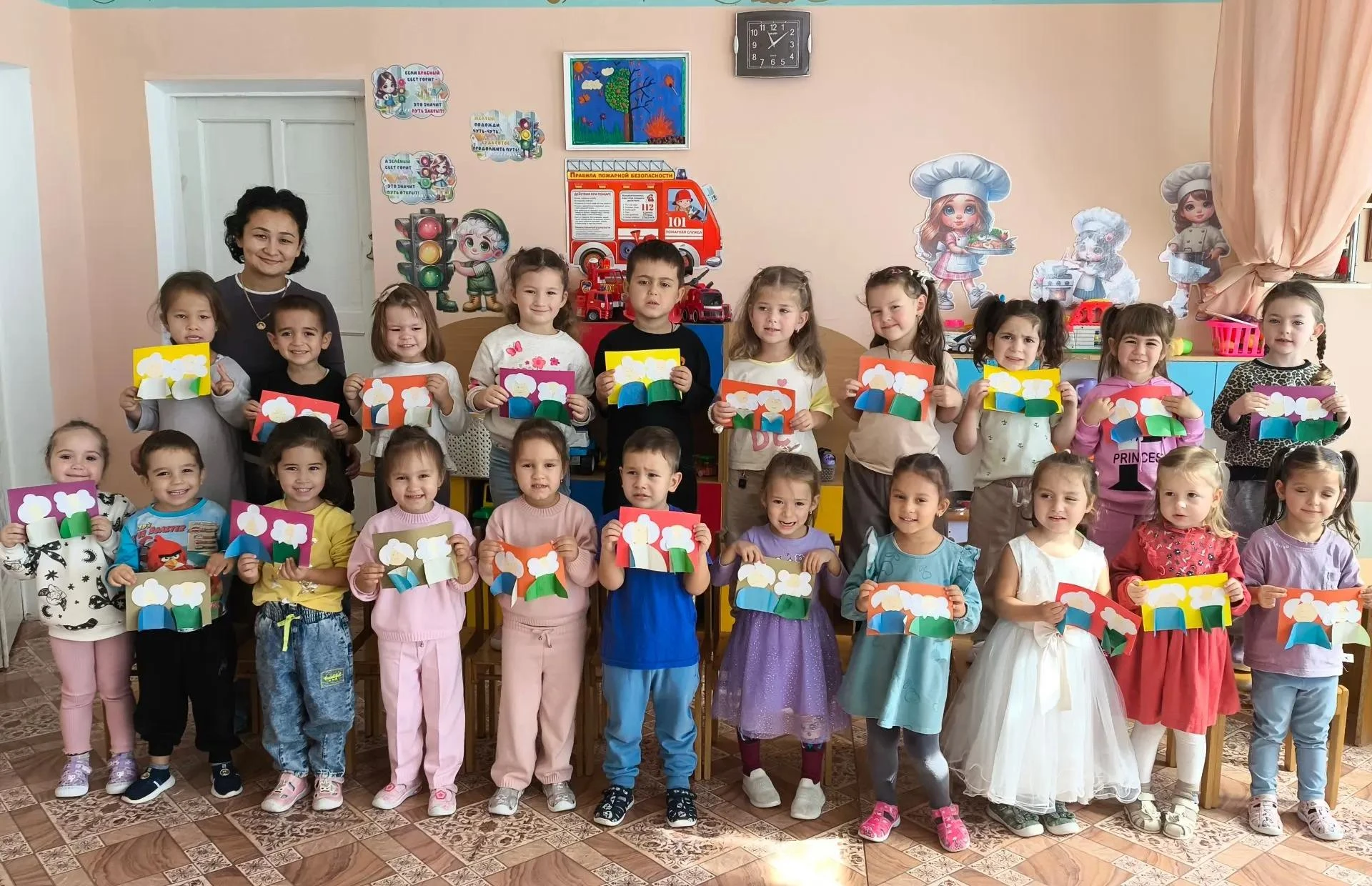 🥰В средней группе с изучением крымскотатарского языка «Чипчелер» было организовано и п...