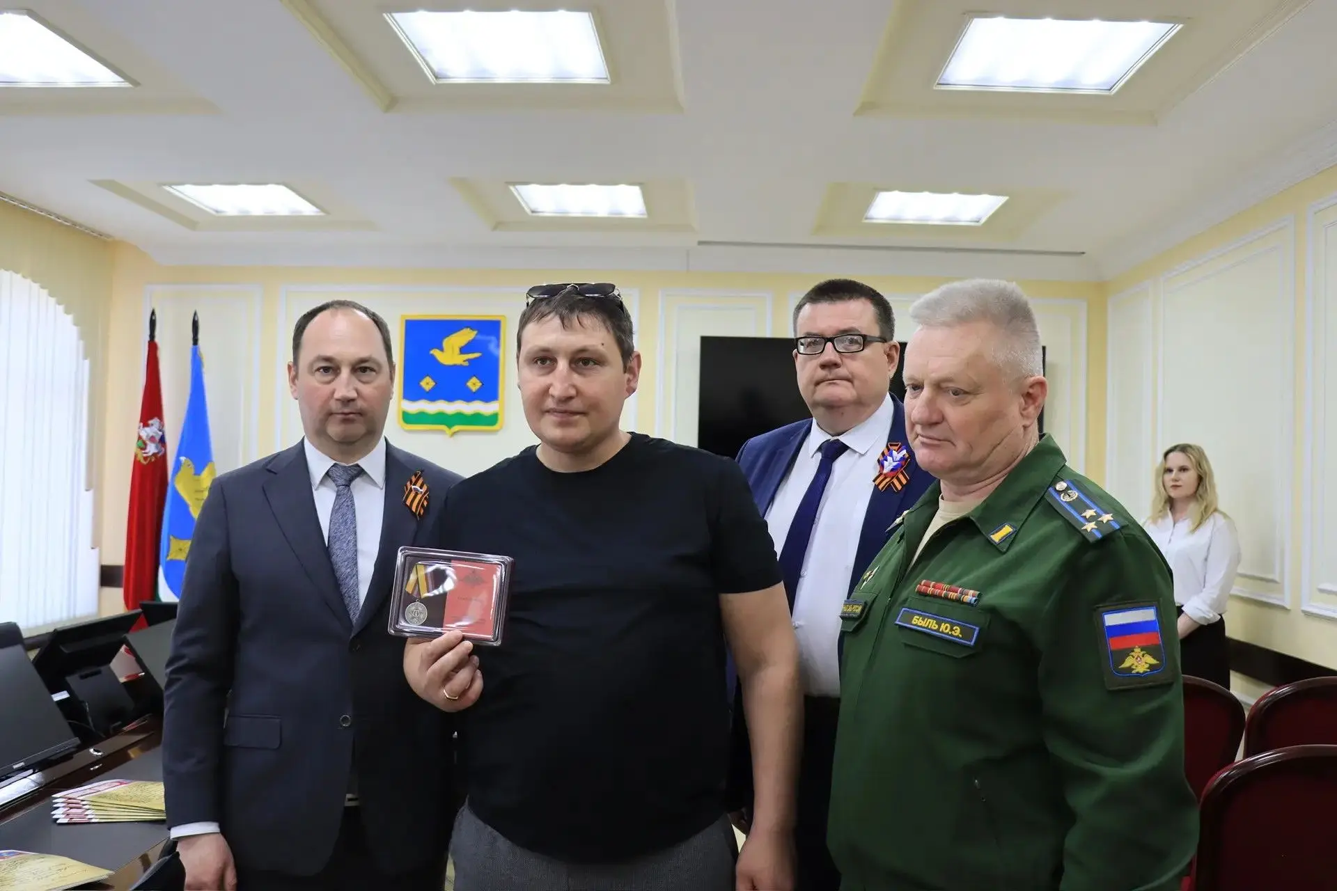 В преддверии Дня Победы в Ступино вручили награды ветеранам СВО, родным погибших героев и членские к