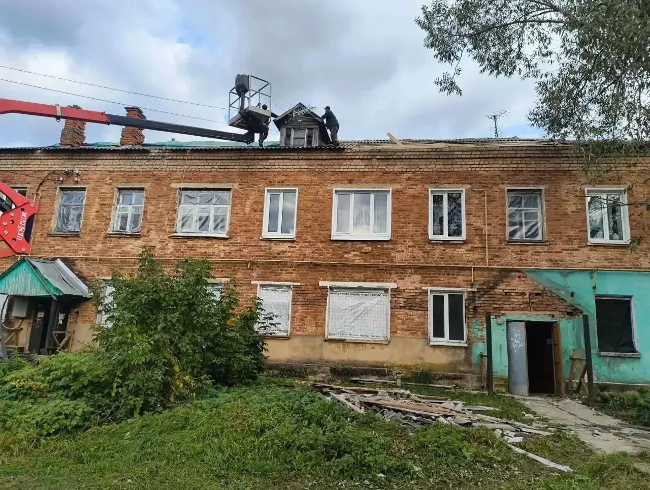 Жители Кубринска, чьи дома пострадали во время пожара на заводе пиротехники, получат ко...