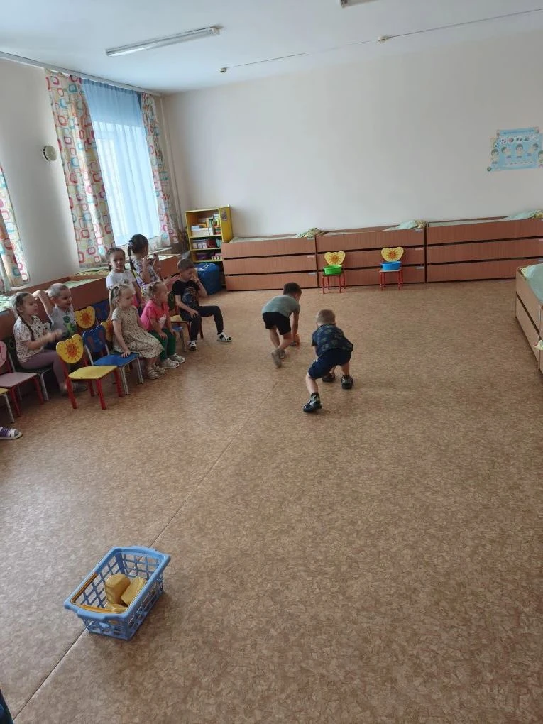 В группе "Капельки" прошëл увлекательный тематический день, посвящëнный хлебу. Ребята п...