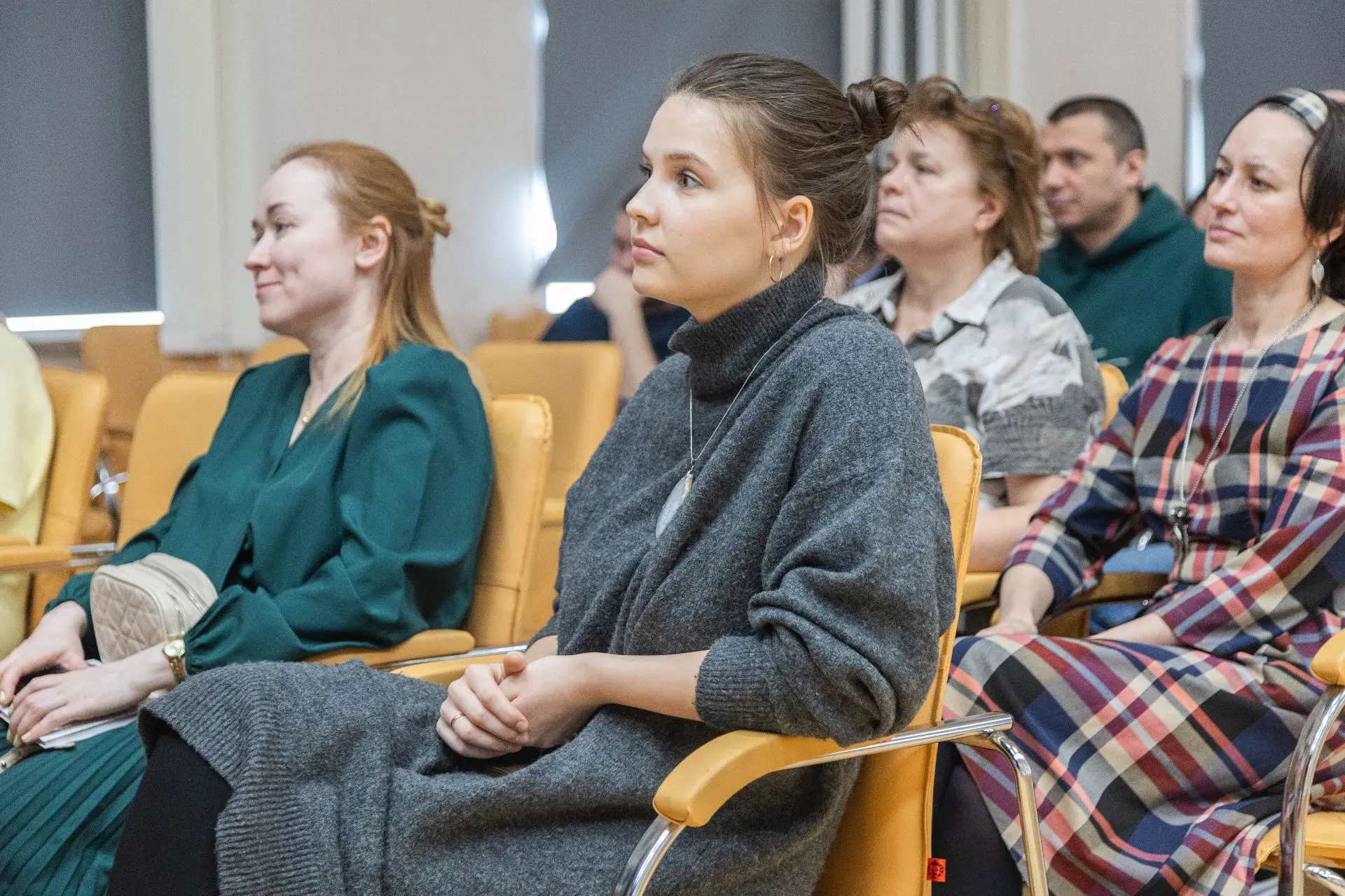 В нашей школе прошла интерактивная лекция для учителей, которую провел педагог-психолог. Тема, котор