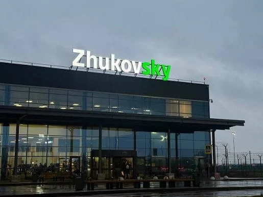 ✈ Домодедово и Жуковский закрыты: рейсы не принимают и не отправляют