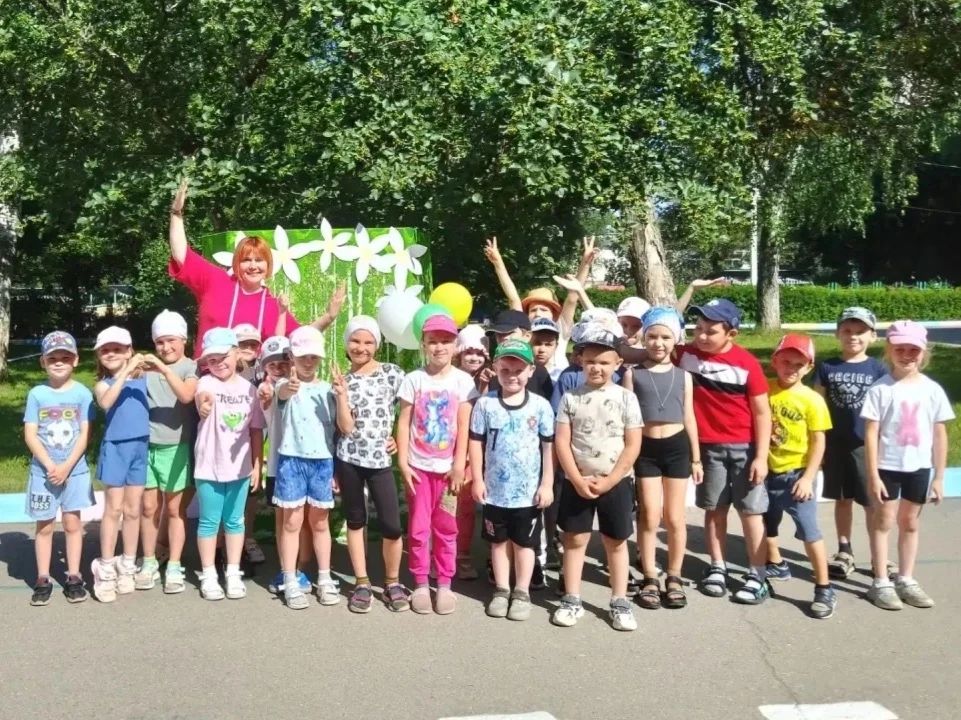 🎉 Неделя семьи в «Городе мастеров»! 🎉

В нашем детском саду «Город мастеров» прошёл особенный праз