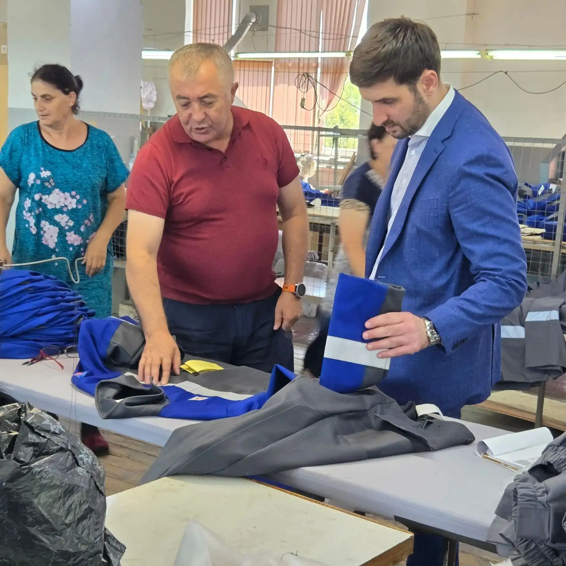 Генеральный директор ООО «Ирафская швейная фабрика» Ирбек Тавказахов отмечает 60-летний...