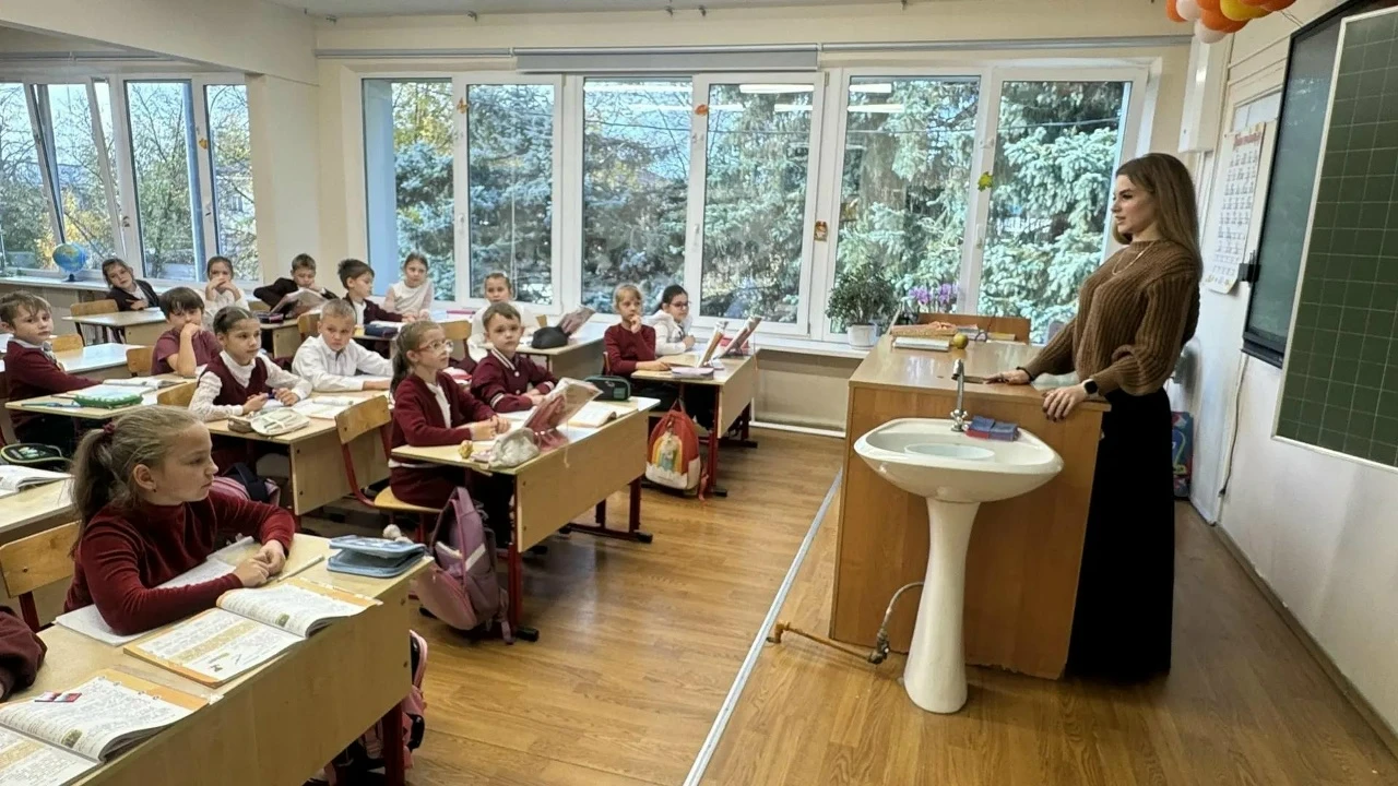 Когда ученики становятся учителями: День самоуправления в нашей школе