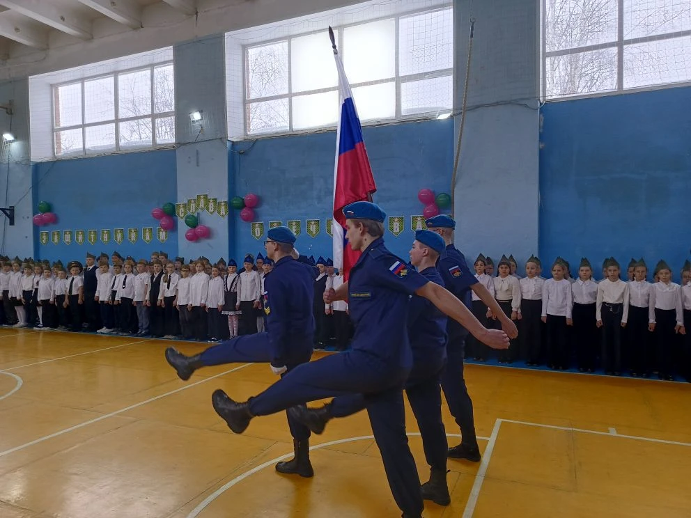 20 февраля в лицее прошло грандиозное событие «Торжественный парад Российских войск-2026». Традицион