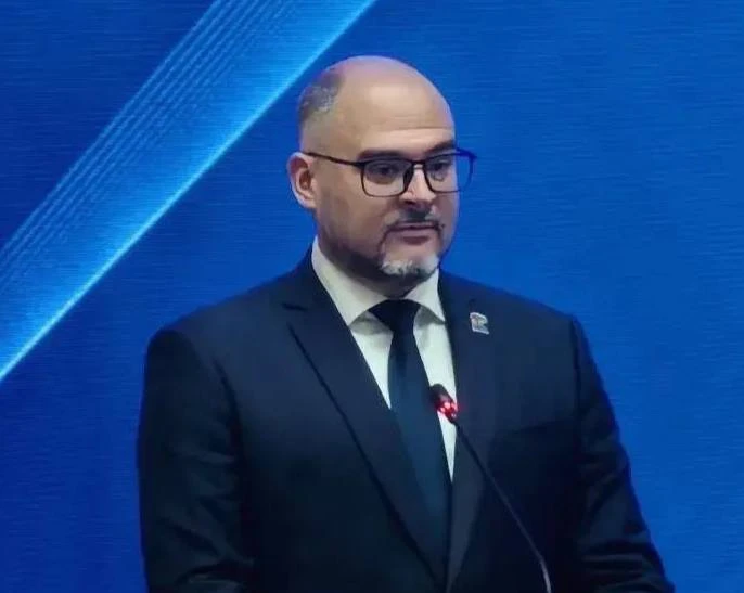 🏛️🗳️ Константин Шестаков переизбран главой Владивостока

Депутаты Думы Владивостока единогласно из