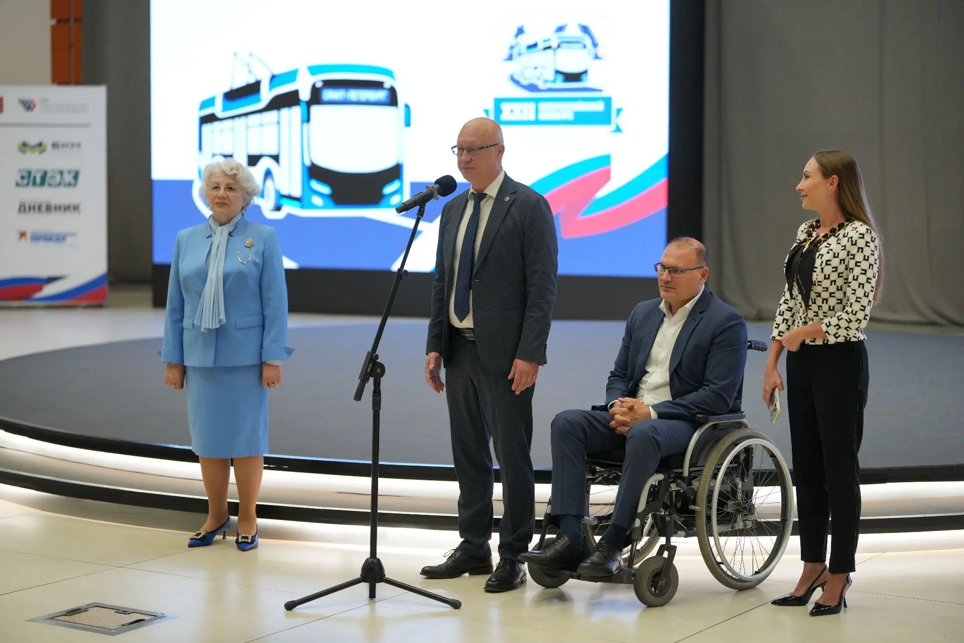 В Санкт-Петербурге стартовал XXII Всероссийский конкурс «Лучший водитель троллейбуса»
 
17 июня 2026