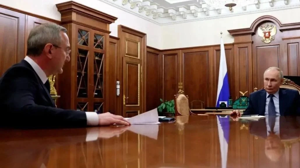 Шапша поздравил Путина с 74-летием