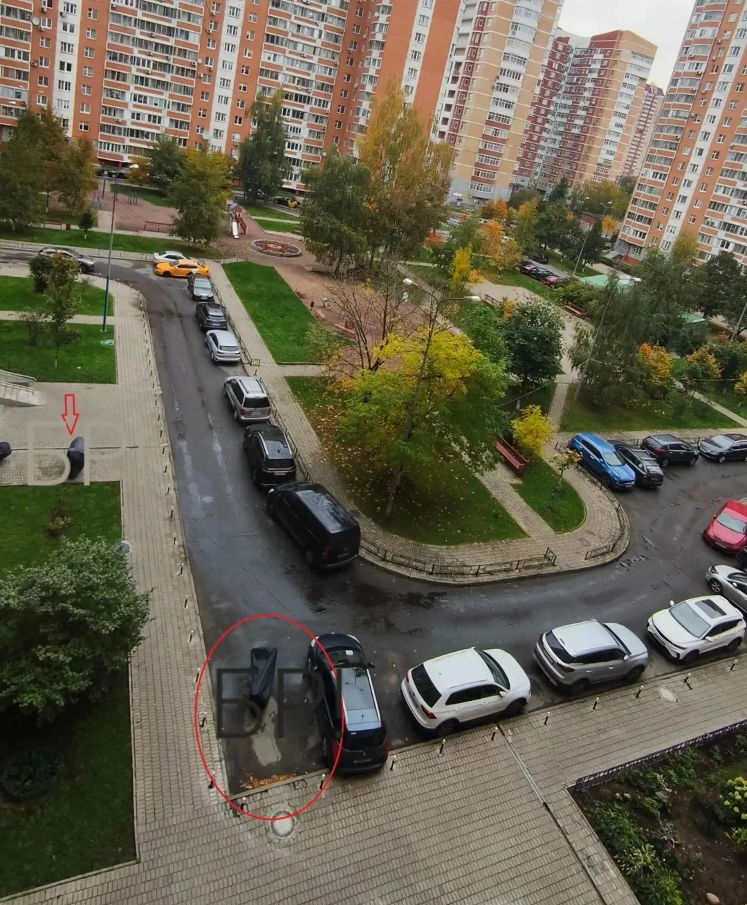 Добрый день, всем. А в ваших дворах тоже есть такие хитрож*пые умники? Житель по ул.Тва...