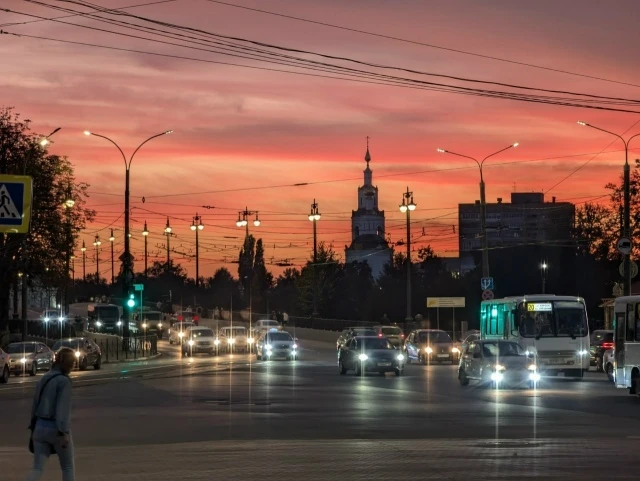 Фото осеннего вечера в Орле...
