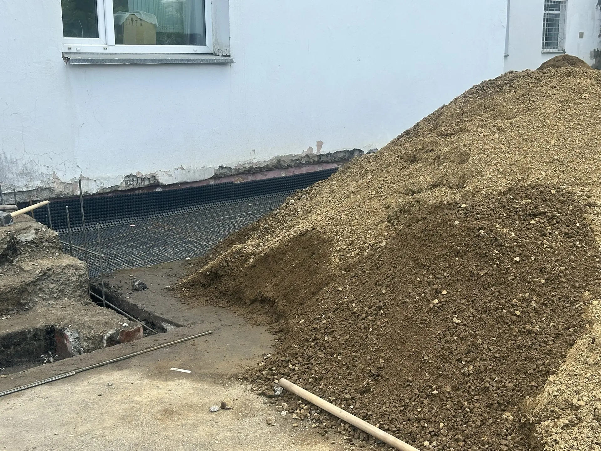 Начался капитальный ремонт в Смирныховской ЦРБ

✅ Делюсь важными новостями здравоохранения: в Смирны
