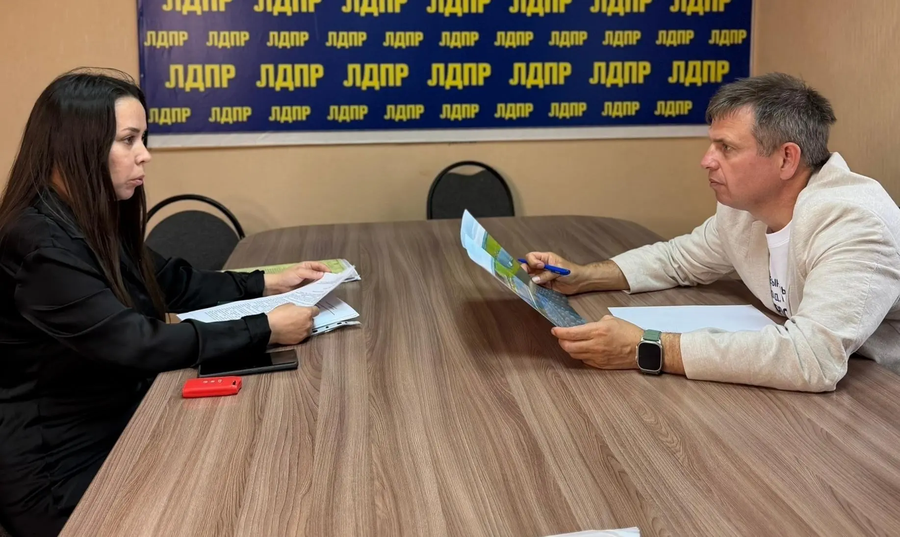 Жители республики обратились к заместителю Председателя Госсобрания Мордовии Евгению Тю...