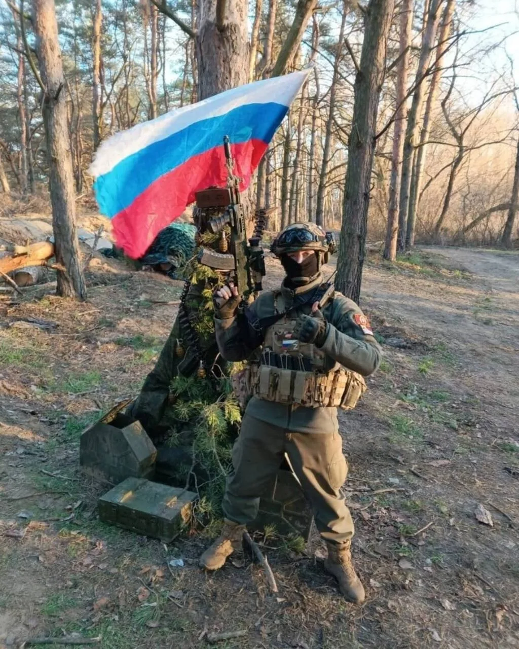Поздравление от наших военных, С Днем России!🇷🇺

Наша Родина для нас Святая Русь. Мы победим без в