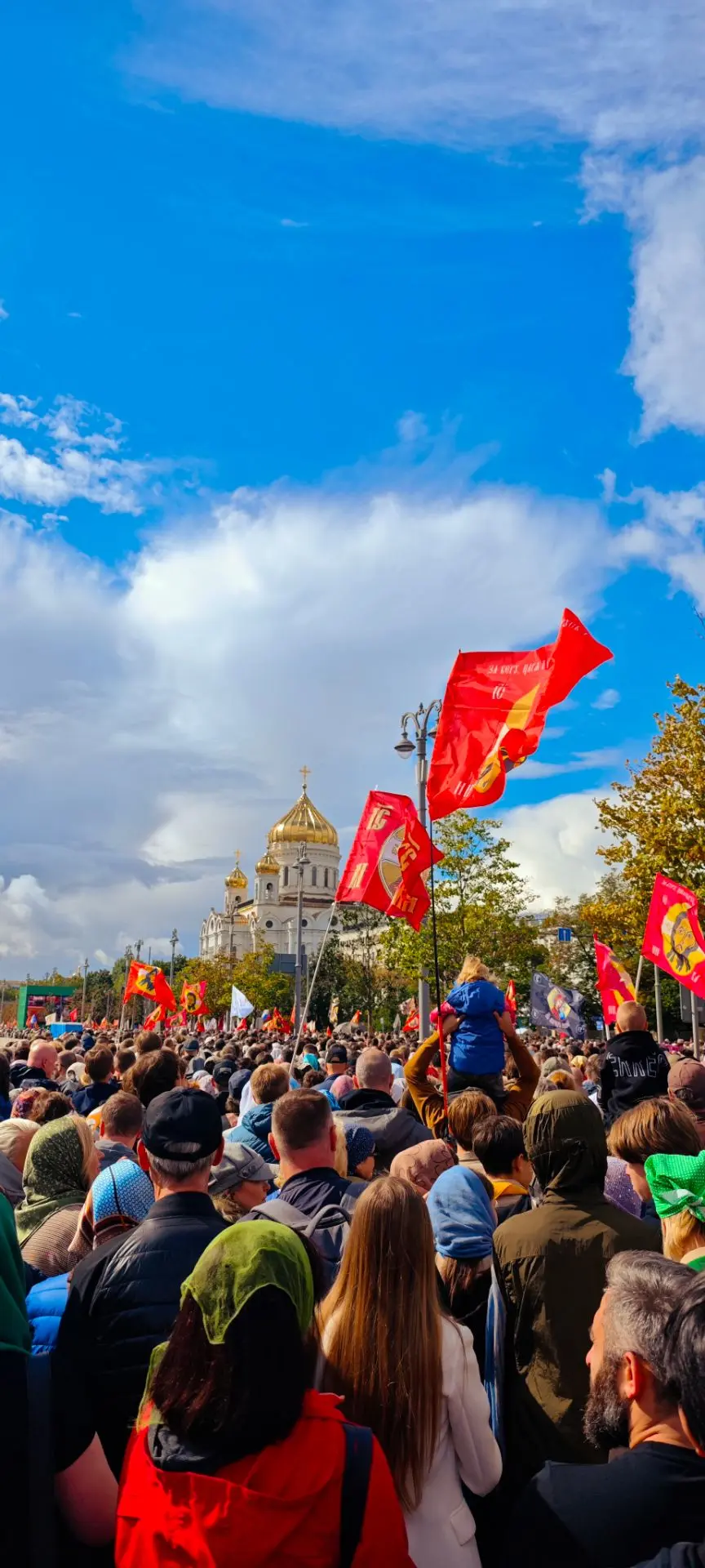 Кто пришёл на Общемосковский/общероссийский крестный ход?