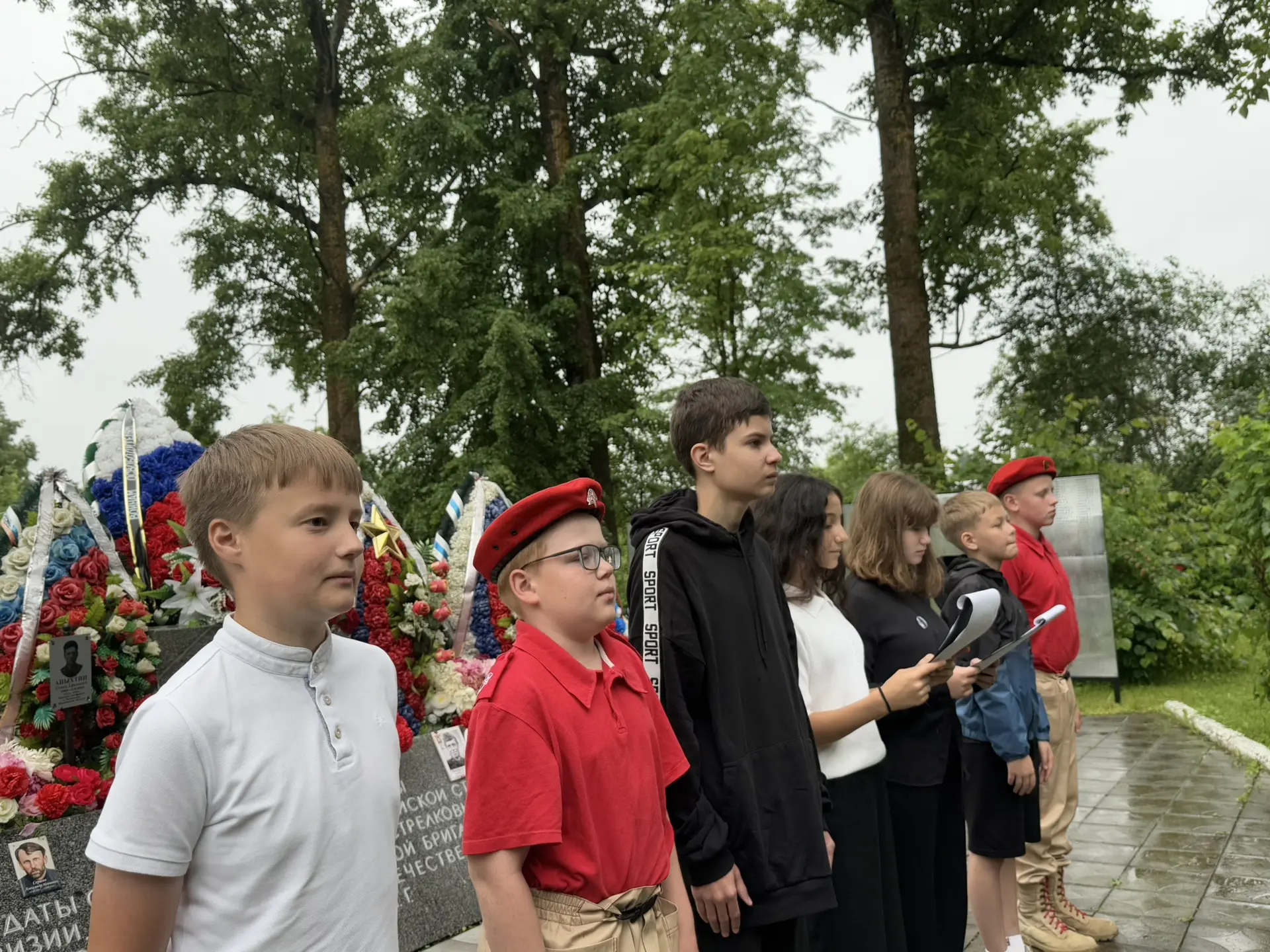 🕯️22 июня на Братском захоронении «Курган» прошел  митинг, посвященный Дню Памяти и Скорби. Отдать 