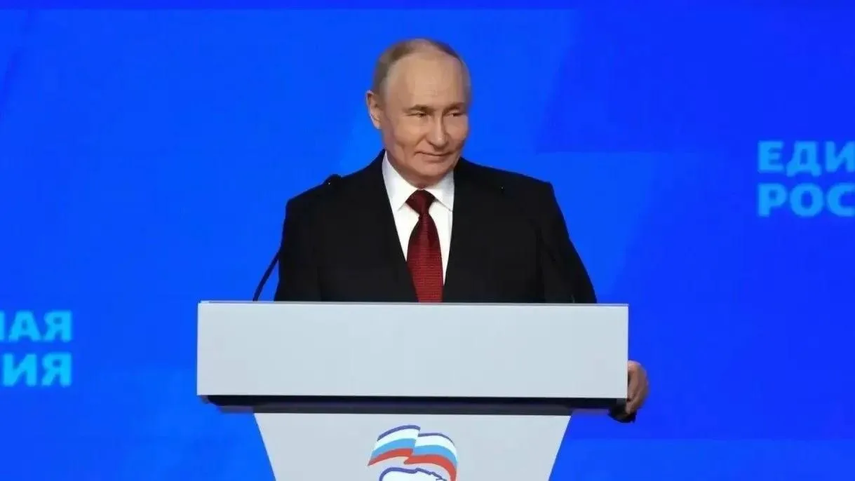 Президент подписал указ об особом статусе учителей

Президент Владимир Путин поддержал инициативу «Е