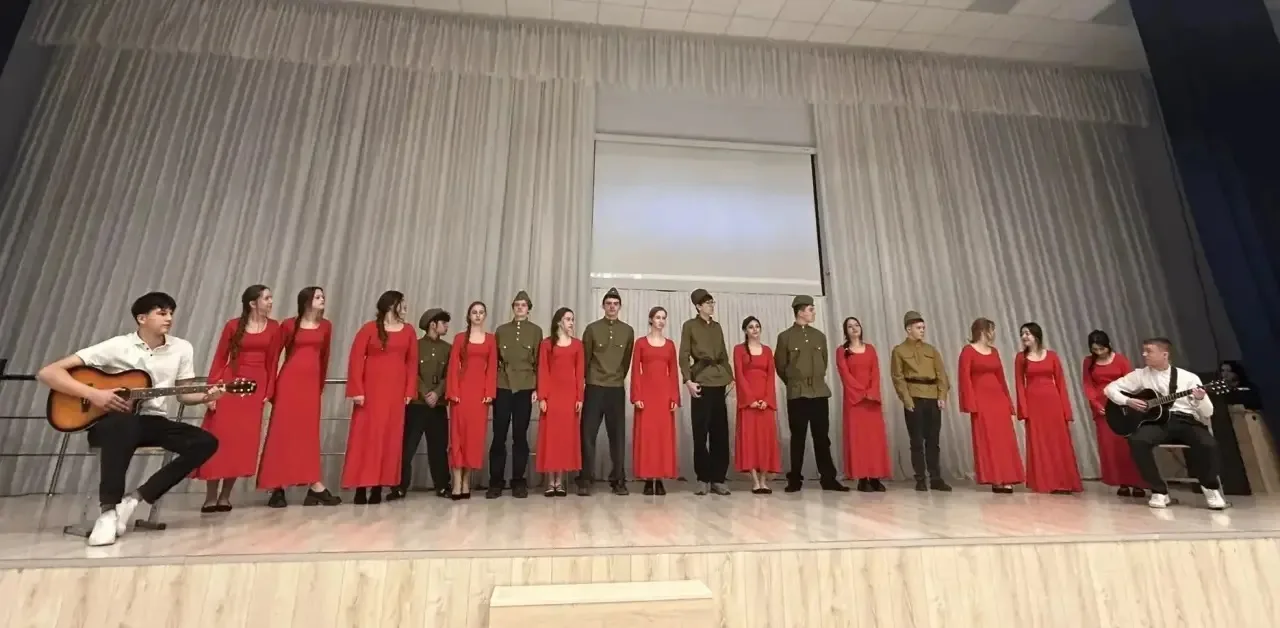 🎤✨  Конкурс  «Битва хоров: объединяем народы через музыку» прошел в нашей школе 12 и 13 февраля 2026