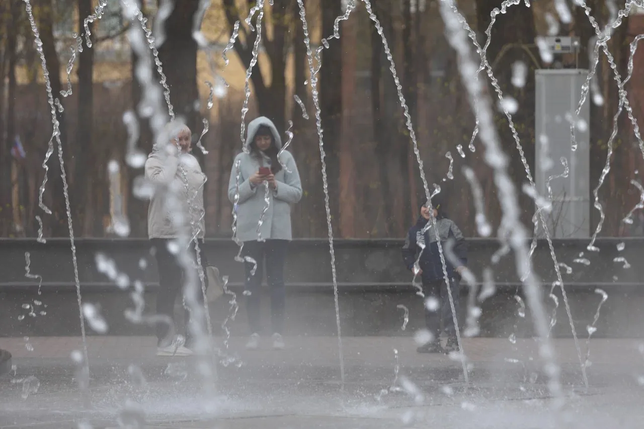 ⛲️Вчера, 1 мая, в Смоленске запустили все городские фонтаны. К этому дню готовились заранее: специал