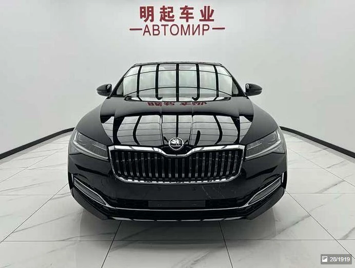 Skoda Superb PREMIUM DELUXE