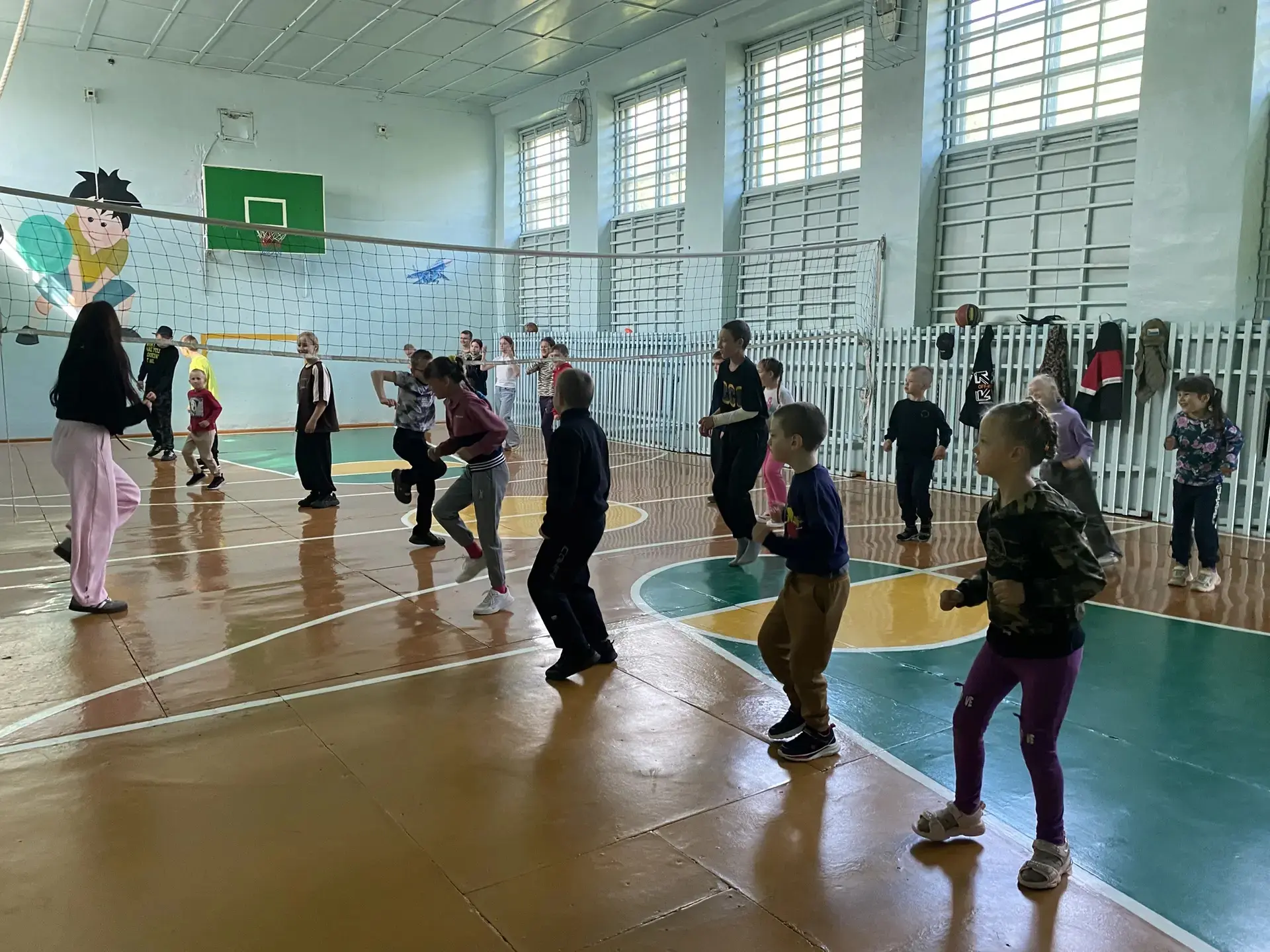 ☀️ Спорт — это жизнь: зажигательное мероприятие в нашем летнем лагере! ☀️

Сегодня в лагере царила н