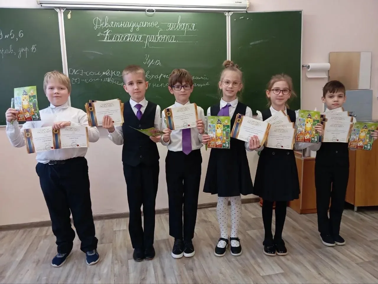 🎉 Гордимся нашими учениками! 🎉  🌟Наша школа заняла 1‑е место в Пензенской области по количеству полу
