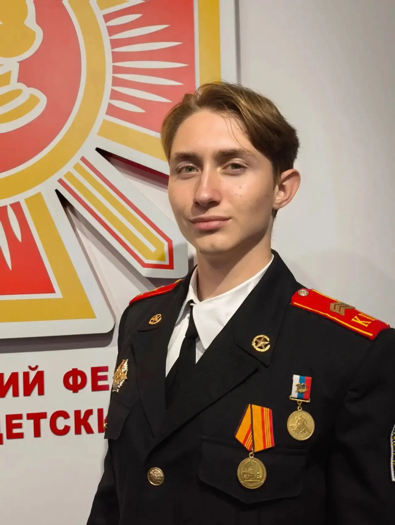 🌟94 балла на ЕГЭ по русскому языку - такой высокий результат продемонстрировал кадет 11А класса ЕГО