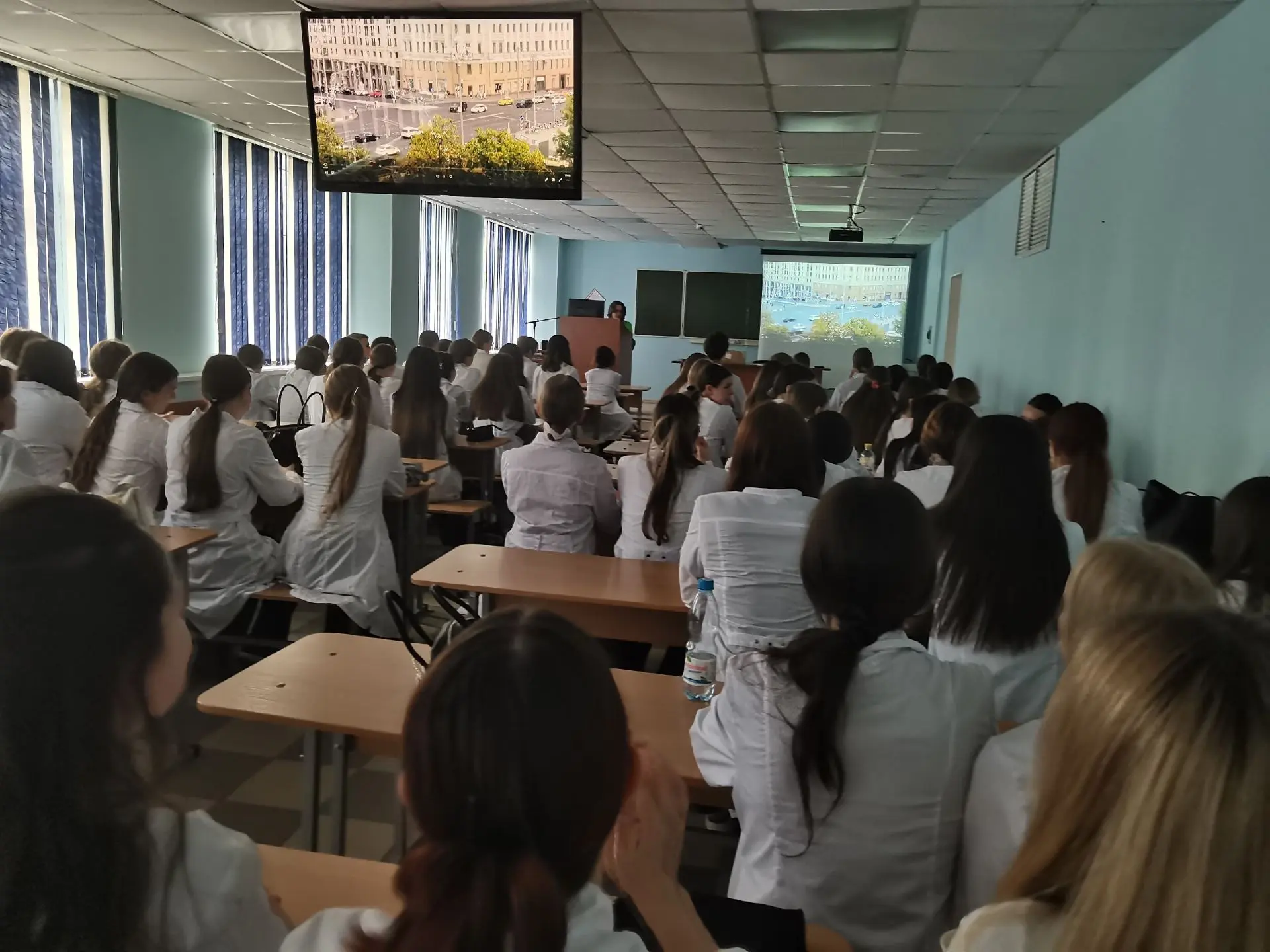 Правила дорожные знать каждому положено!