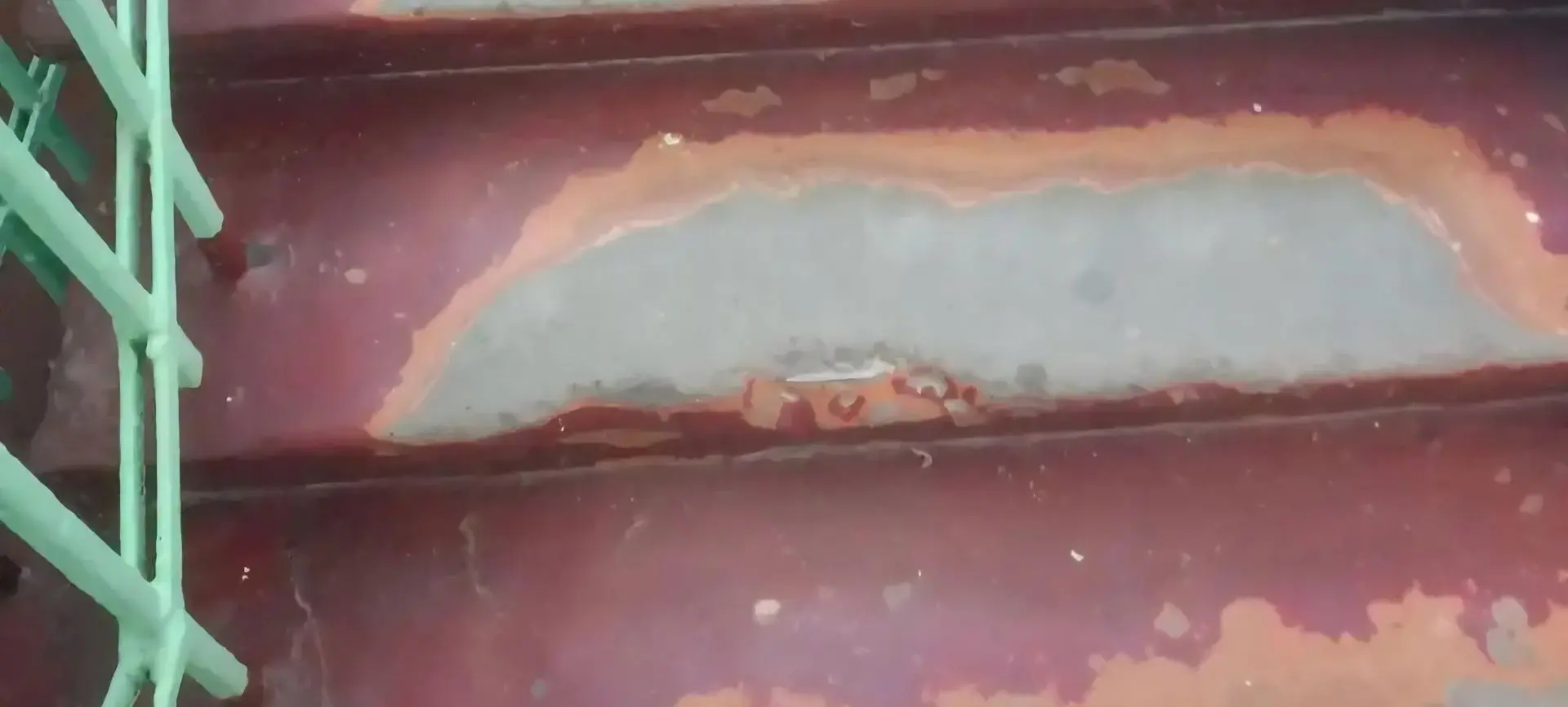 В Волгоградской области по иску прокуратуры в пользу ребенка с образовательного учрежде...