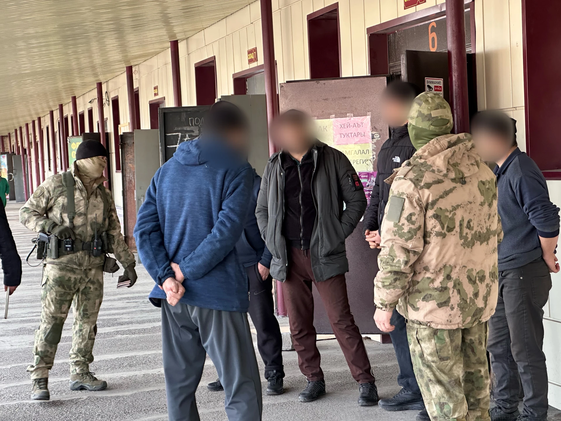 Замминистра внутренних дел по Республике Тыва лично проверил работу сотрудников в рамка...