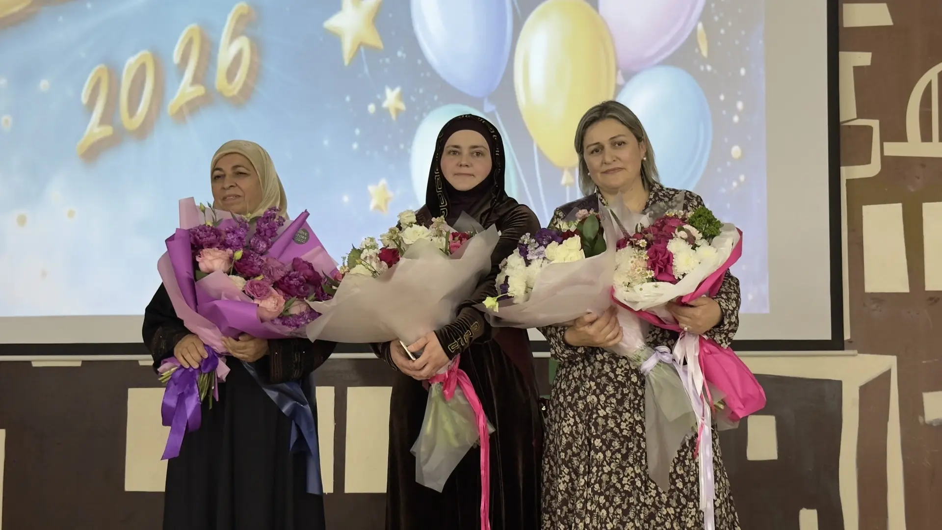 🎓 Ярко, звонко и с капелькой неизбежной грусти — следом за девятиклассниками в МБОУ СОШ № 58 отгреме