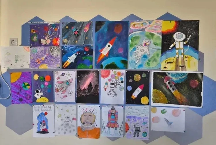 🚀 Ко Дню космонавтики — наше звёздное творчество!   К выставке рисунков, посвящённой Дню космонавтик