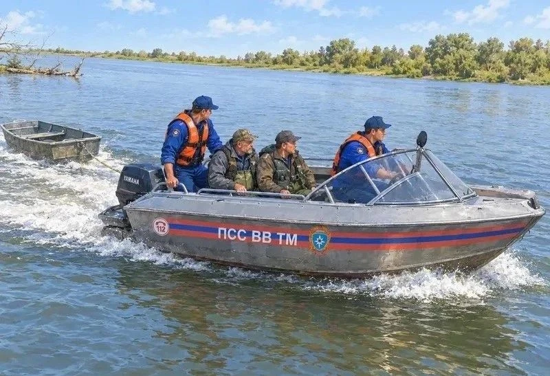 Быстрая работа донских спасателей помогла избежать трагедии на воде