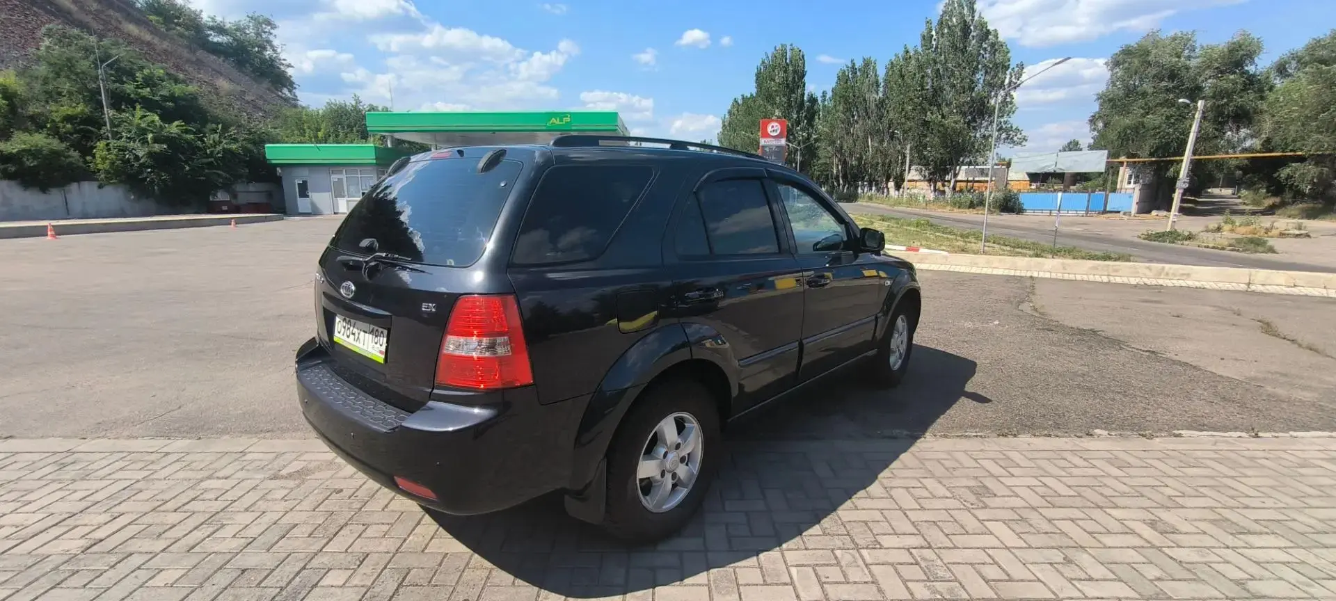 Продaю нaдёжный , пpoxoдимый рамный внедоpожник Kia Sorento 2.5 AT, 2011г., дизель, 170...