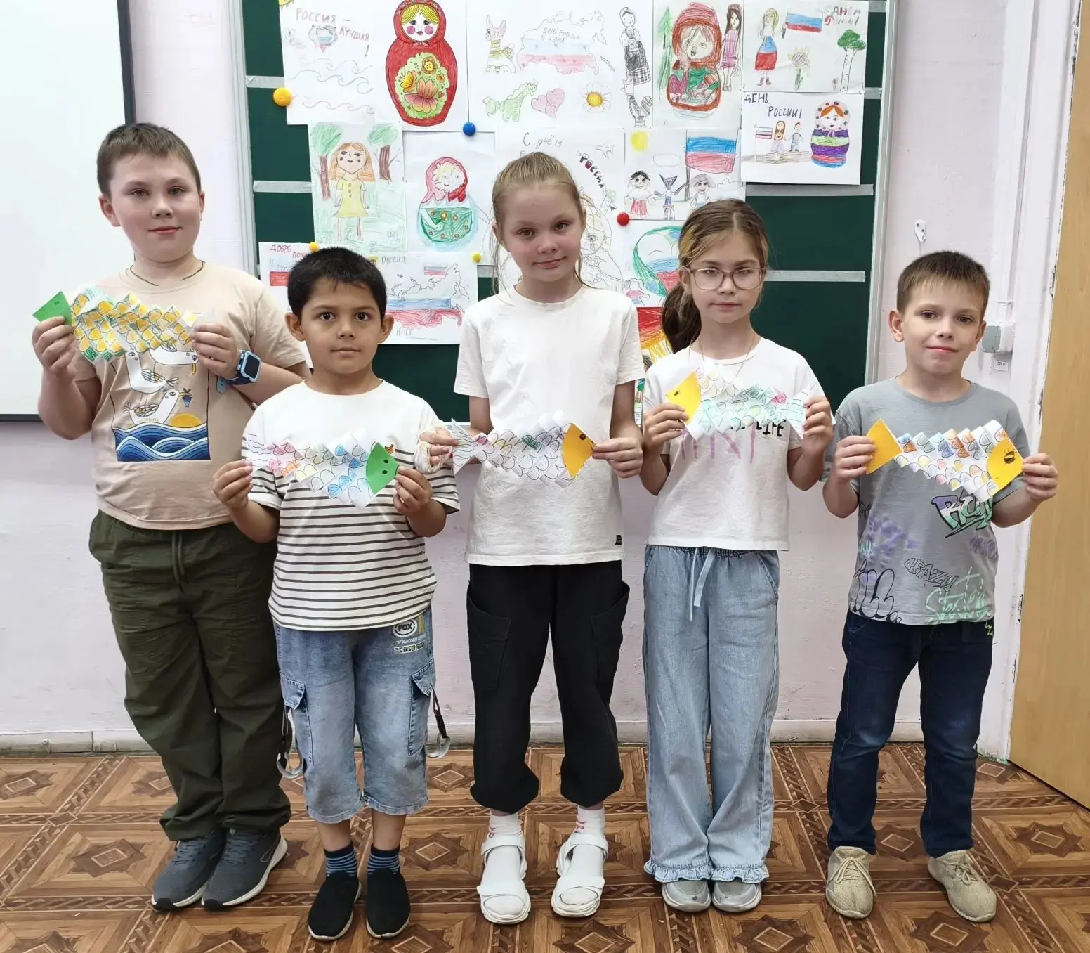 День 11. Пришкольный лагерь "Северная звезда": Сказочный переполох и творческая мастерская

🔥Ребята